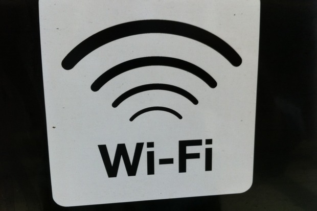 IEEE group recommends random MAC addresses for Wi-Fi security