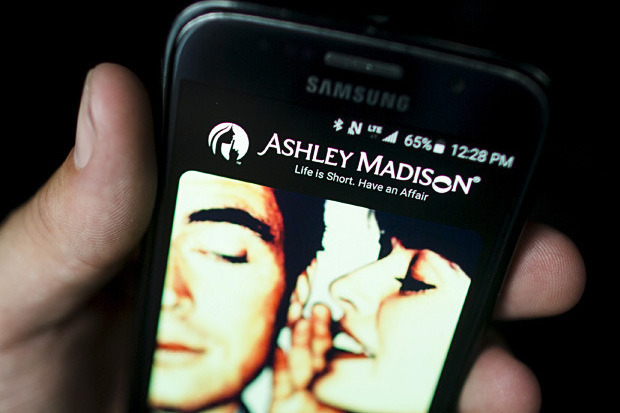 Ashley Madison still a top lure for scammers and crooks