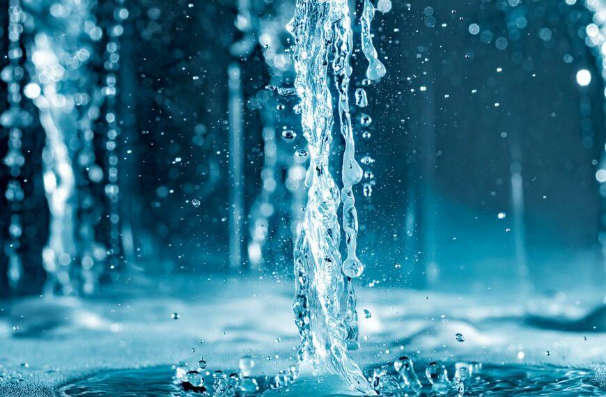 Data centers warm up to liquid cooling